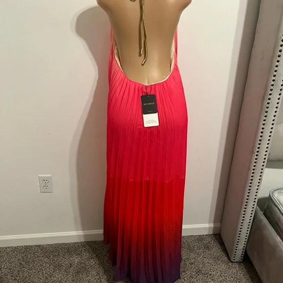 Elegant Gradient Maxi Dress - Picture 7 of 10